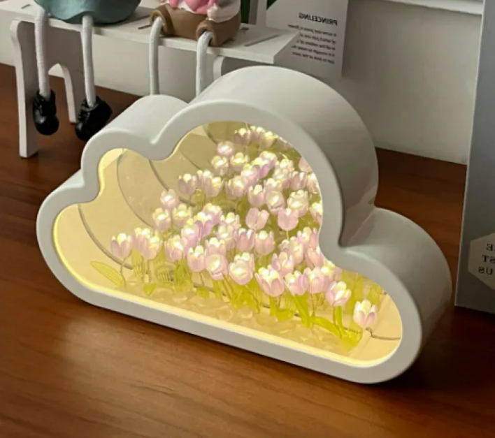 Handgemachter DIY Wolken-Tulpen-Spiegel Kleines Nachtlicht